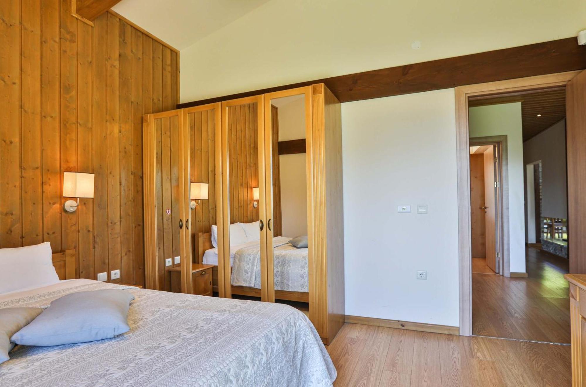 Luxury Chalets Pirin Golf & Country Club Bansko Quarto foto